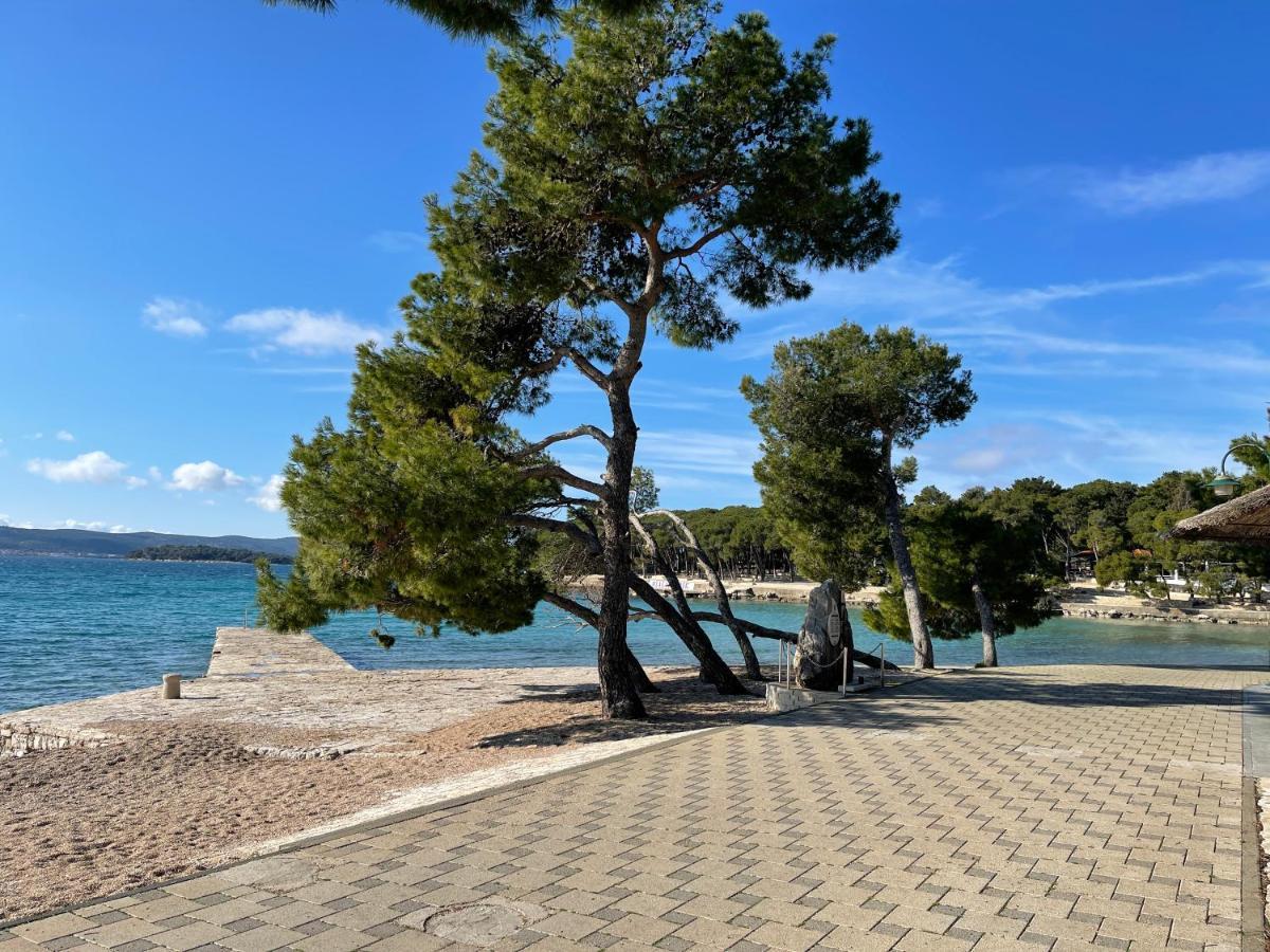 Отель Pearl Of The Biograd Биоград-на-Мору Экстерьер фото